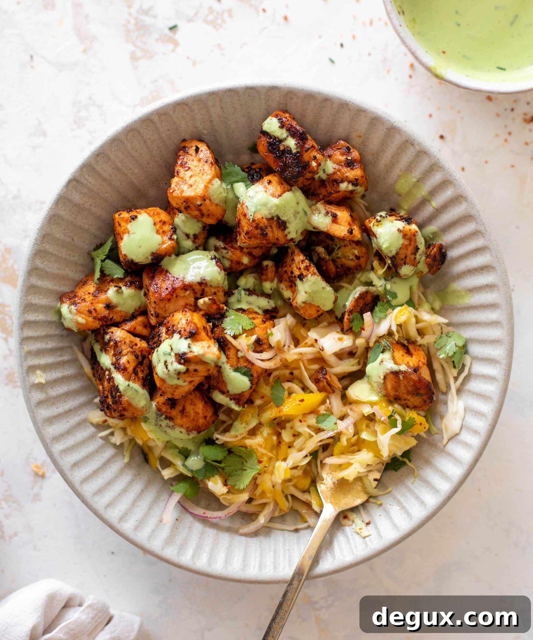 Chili-Lime Salmon Bites with Tangy Mango Slaw 10 chili lime salmon bites with mango slaw