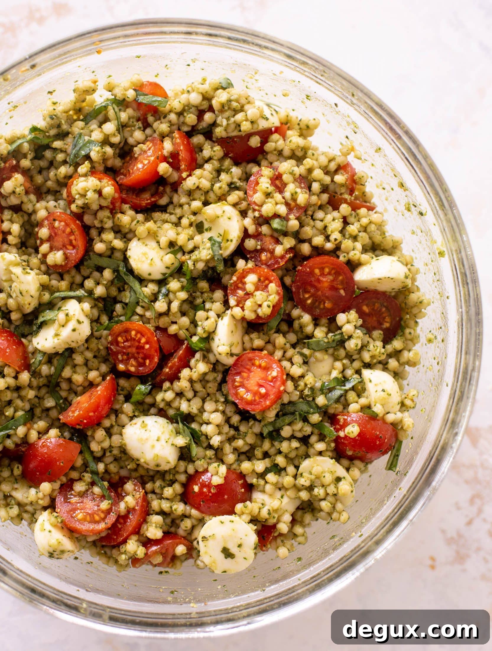 Pesto Caprese Couscous with Cherry Tomatoes & Mozzarella 6 easy caprese couscous