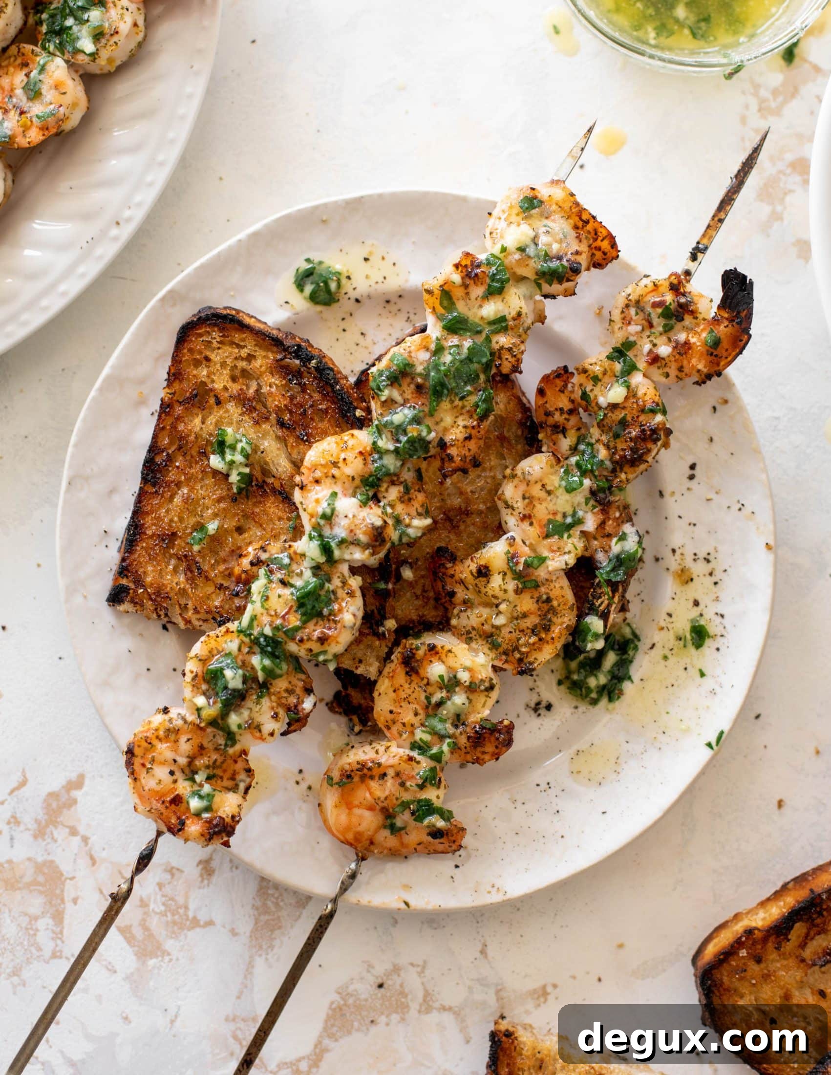 Grilled Garlic Butter Shrimp with Crispy Bread 2 garlic butter grilled shrimp and bread