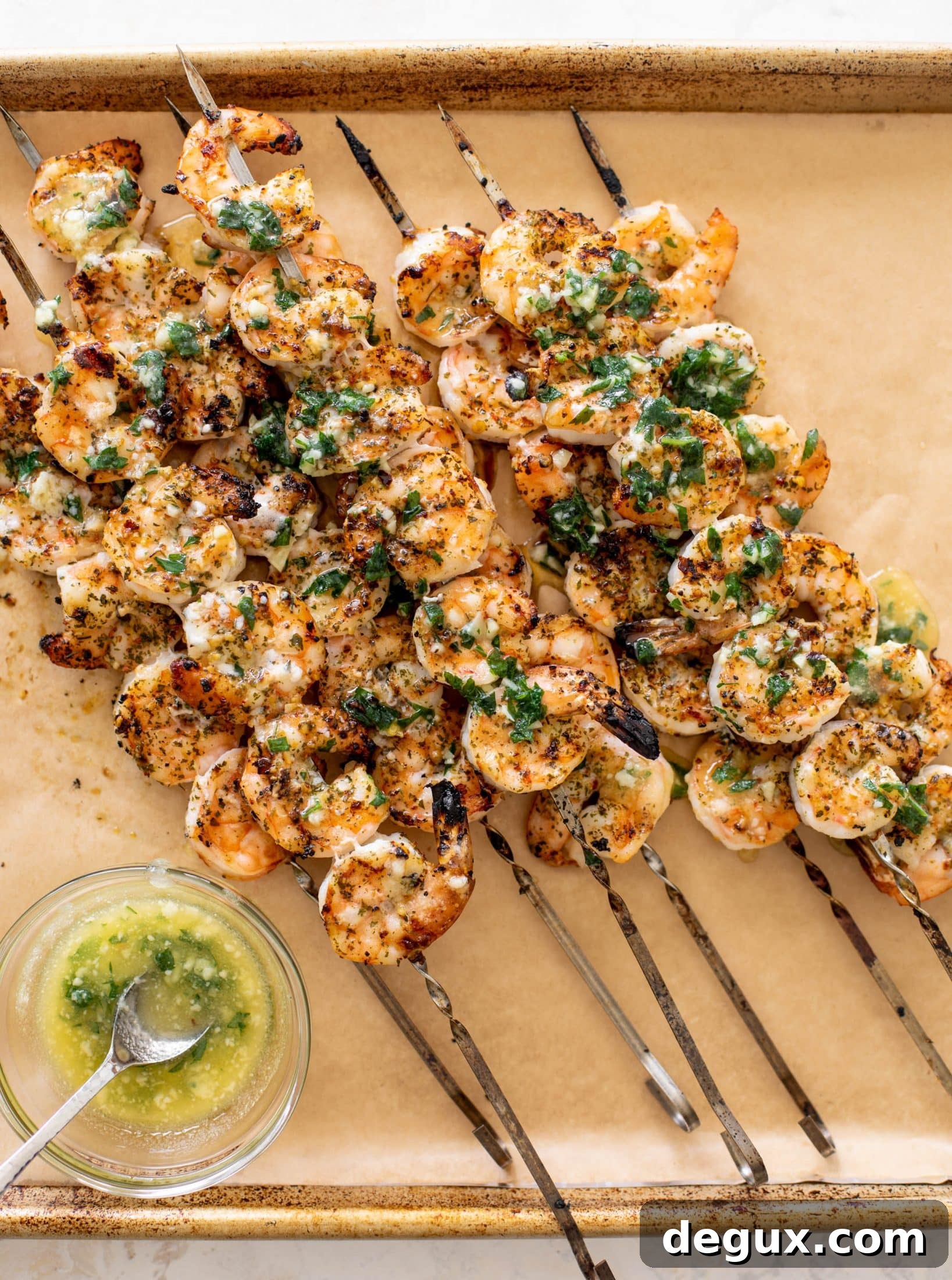 Grilled Garlic Butter Shrimp with Crispy Bread 3 garlic butter grilled shrimp and bread