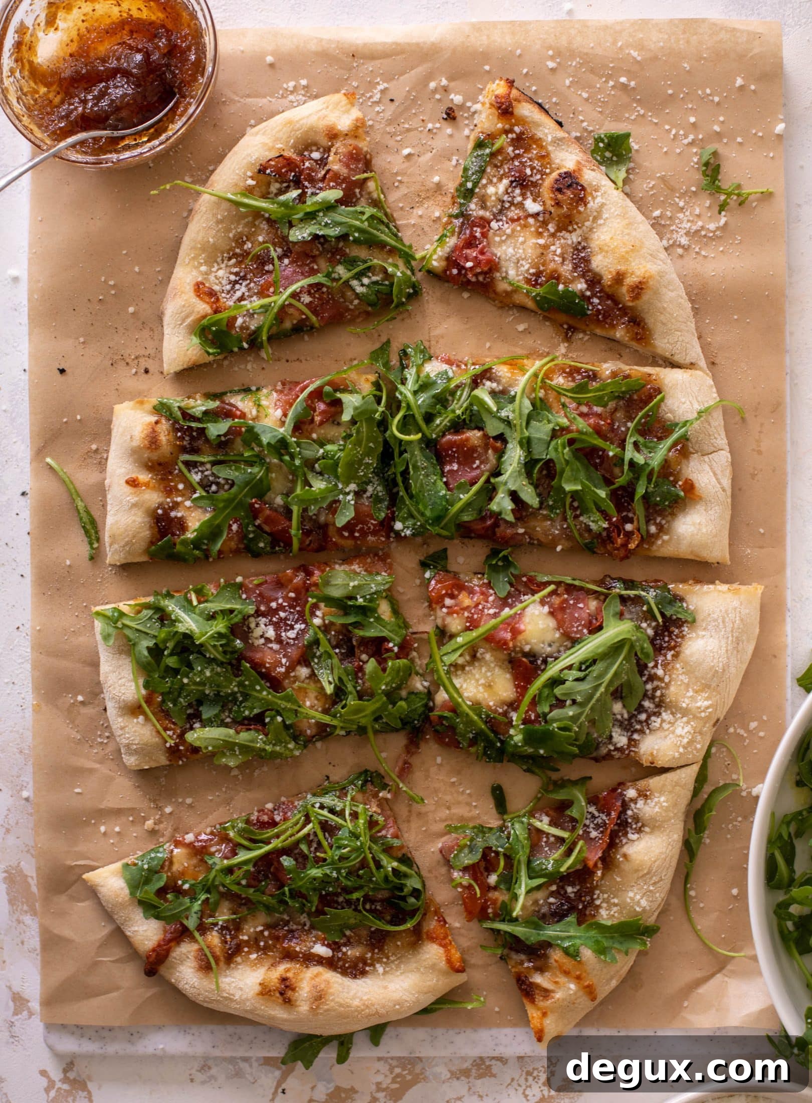 fig jam prosciutto pizza