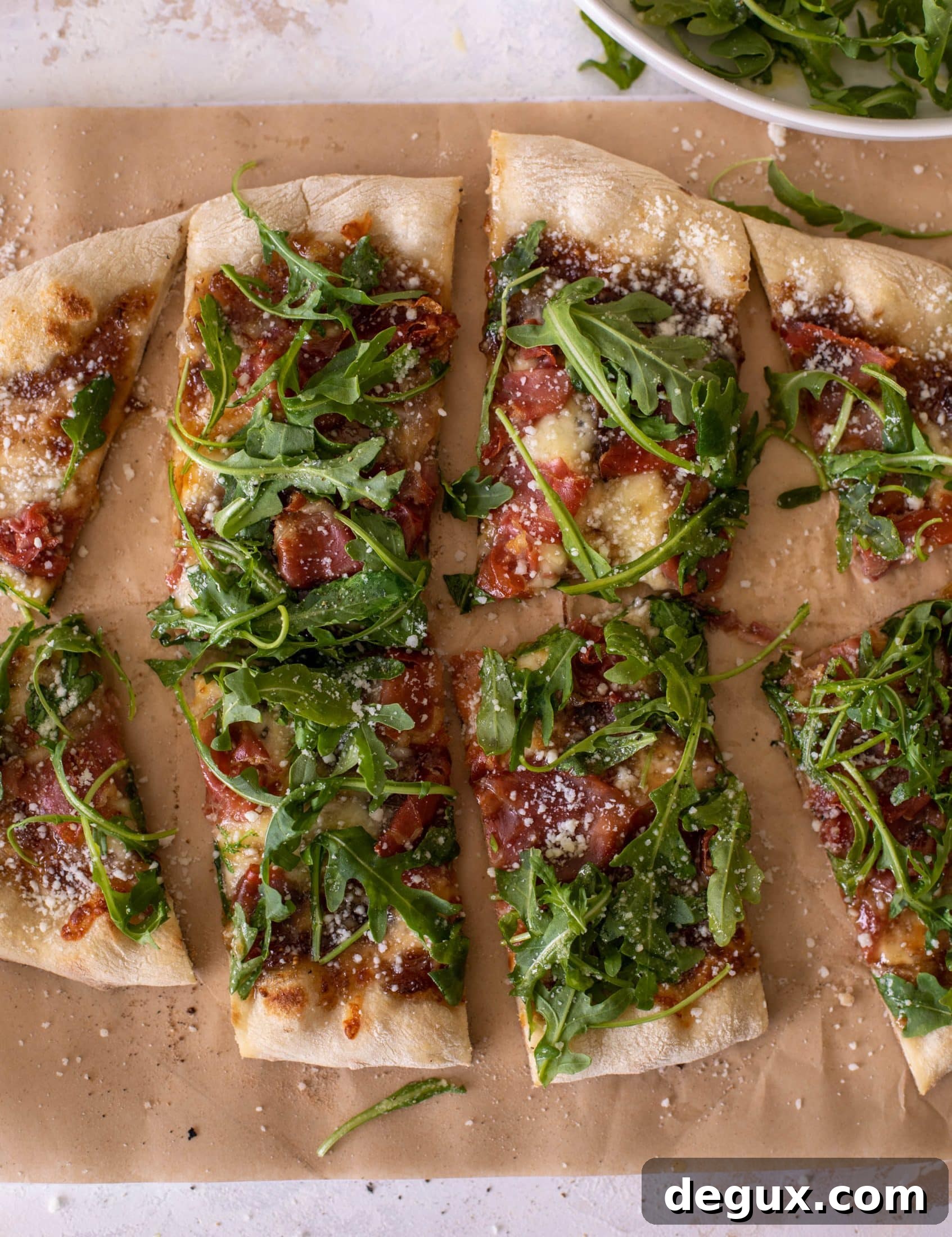 fig jam prosciutto pizza