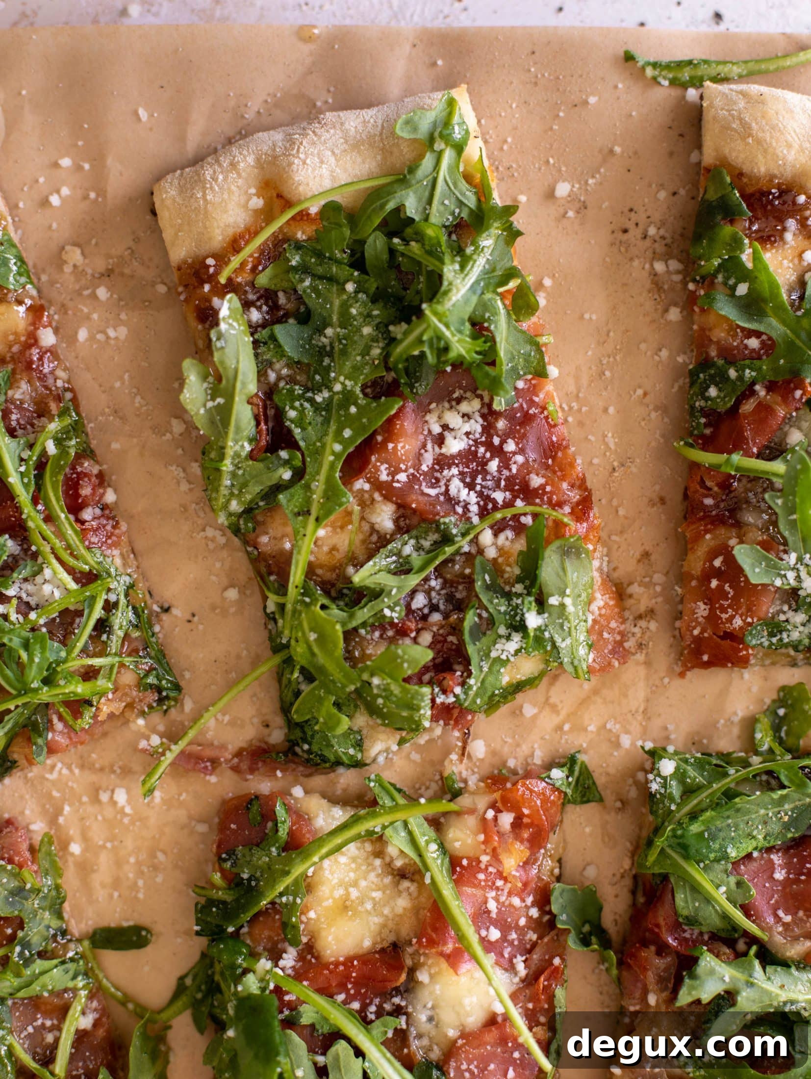 fig jam prosciutto pizza